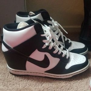 Nike dunks slight heel perfect Condition